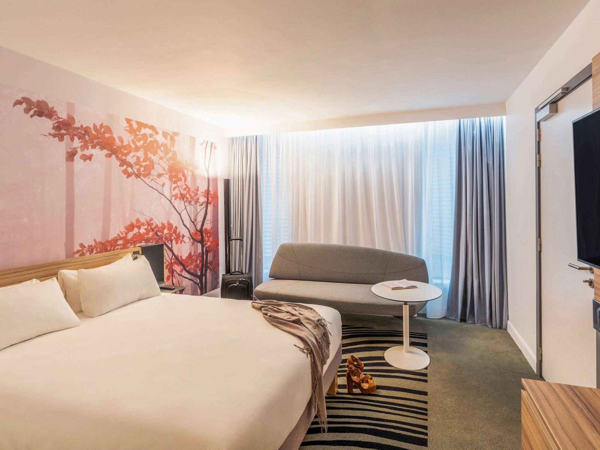 Novotel Valence Sud Экстерьер фото