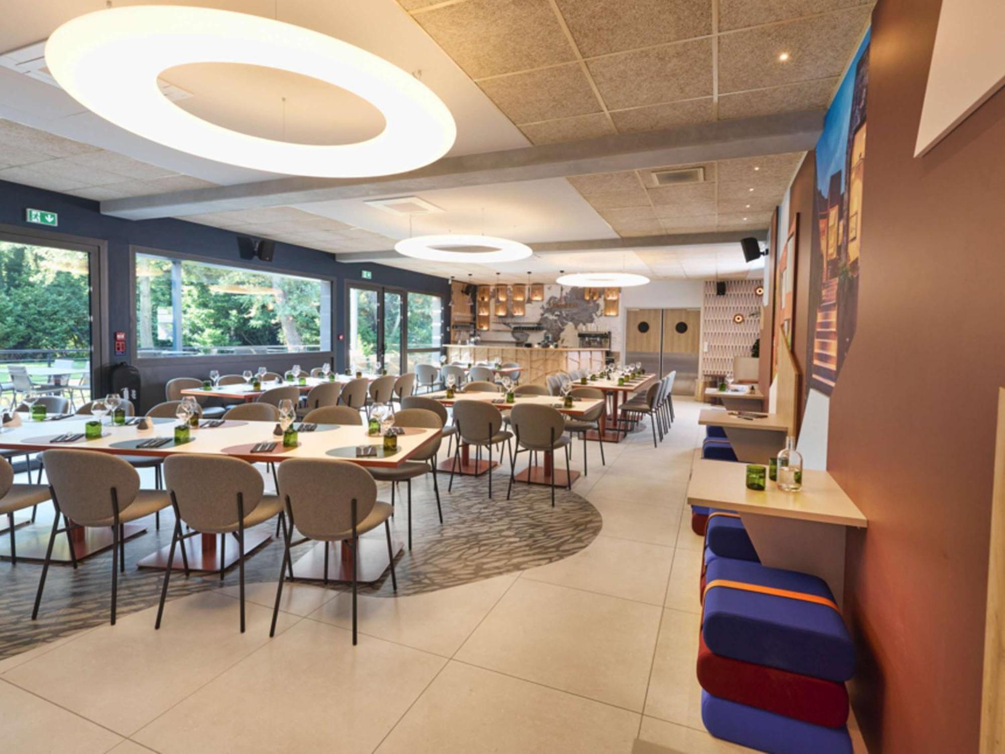 Novotel Valence Sud Экстерьер фото
